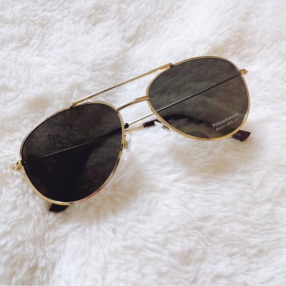 Tommy Gold Minimalist Aviator Sunglasses - Picture 2 of 11